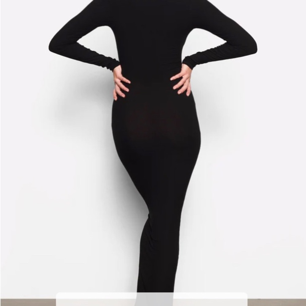 NWT SKIMS Soft Lounge Long Sleeve Ribbed Dress - Onyx - Picture 2 of 3